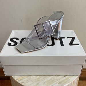 New Schutz dress sandals size 7.